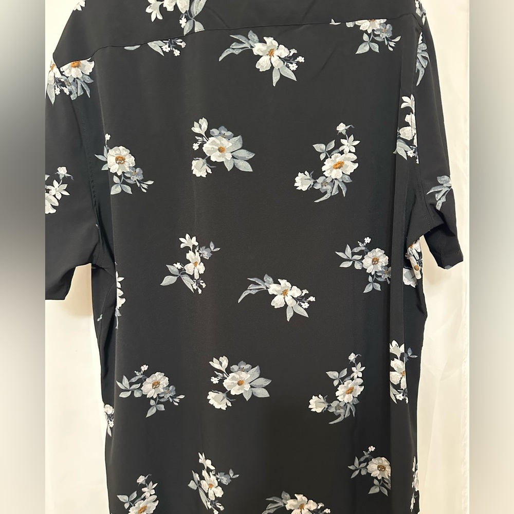 Cactus Man - Ricky Singh Tropical Button Up Shirt - Picture 7 of 10